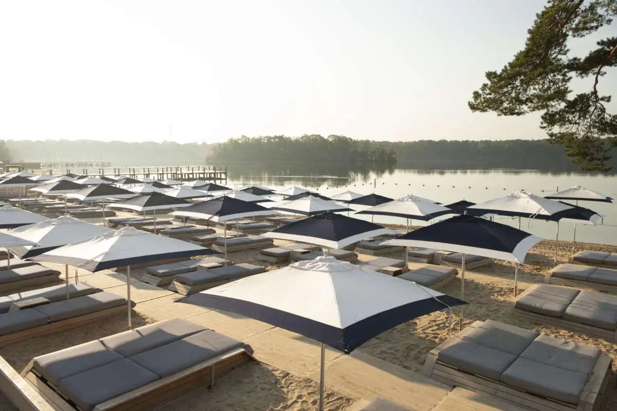 Vermakelijk voor jong en oud: IJM in Vught Vermakelijk voor jong en oud: IJM in Vught – Bij deze Bossche terrassen zit jij met je voetjes in het zand, Den Bosch (foto 2 van 2)
