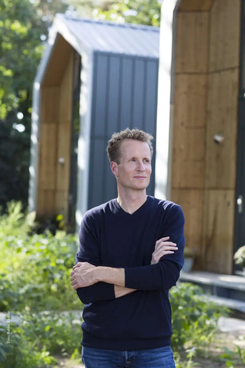 Butterfly Effect: Oplossing voor woningnood én personeelstekort. Butterfly Effect: Oplossing voor woningnood én personeelstekort., Den Bosch