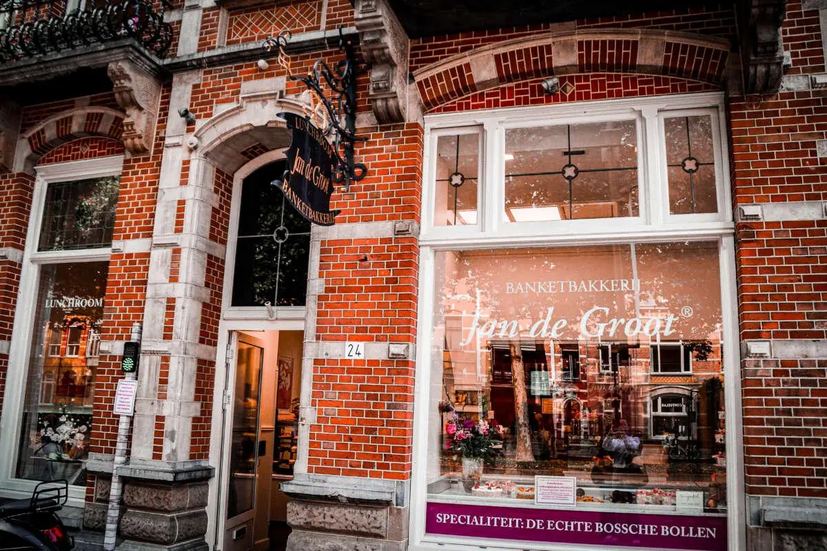 Een écht familiebedrijf Een écht familiebedrijf – De Bossche Bollen van Banketbakkerij Jan de Groot, Den Bosch