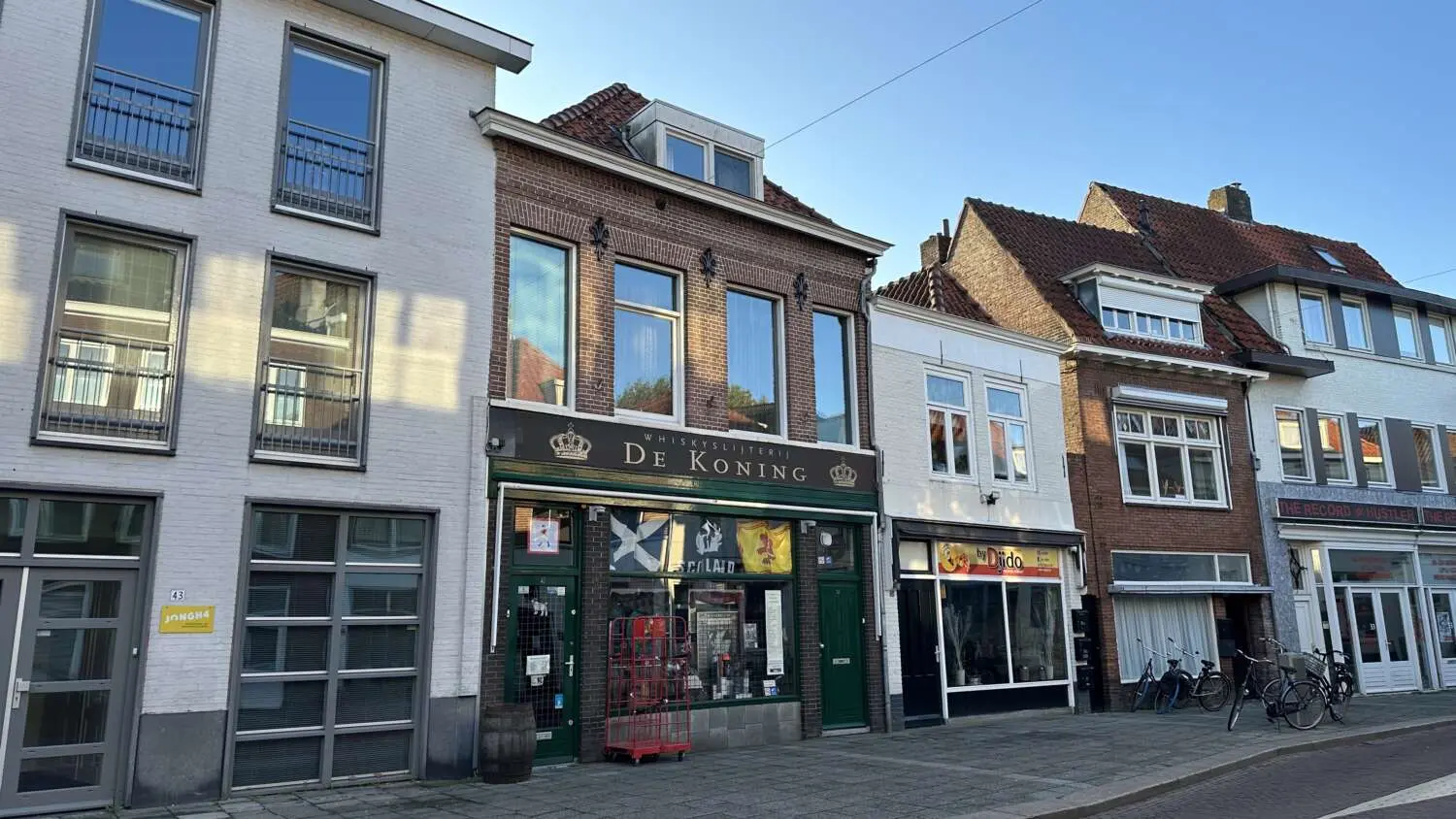 Whisky Koning Whisky Koning – Dé guide met leukste plekken op Hinthamereinde, Den Bosch