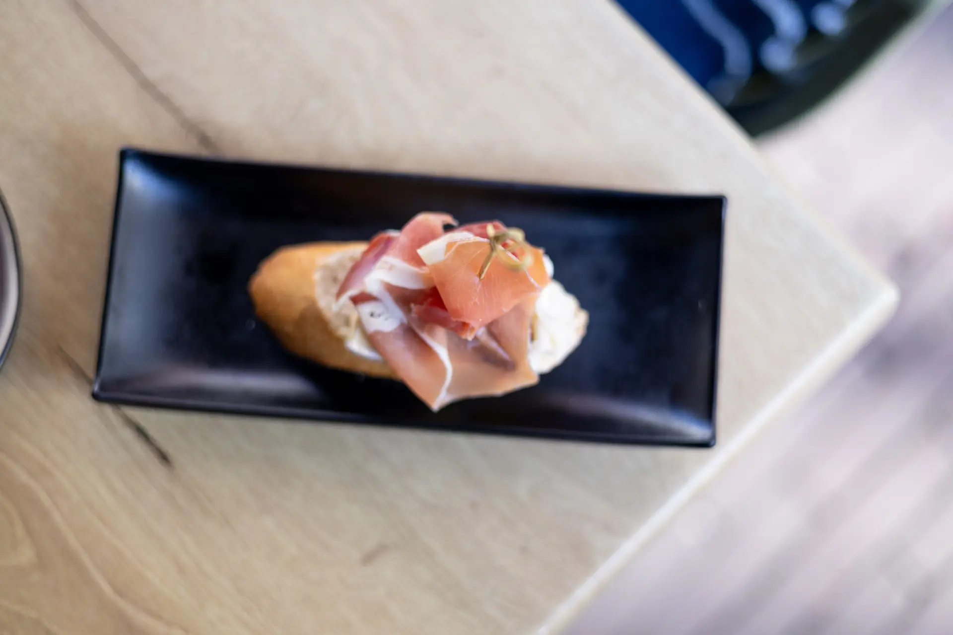 Carras Bites Carras Bites – De lekkerste Mediterraanse restaurants in Den Bosch – Een local guide