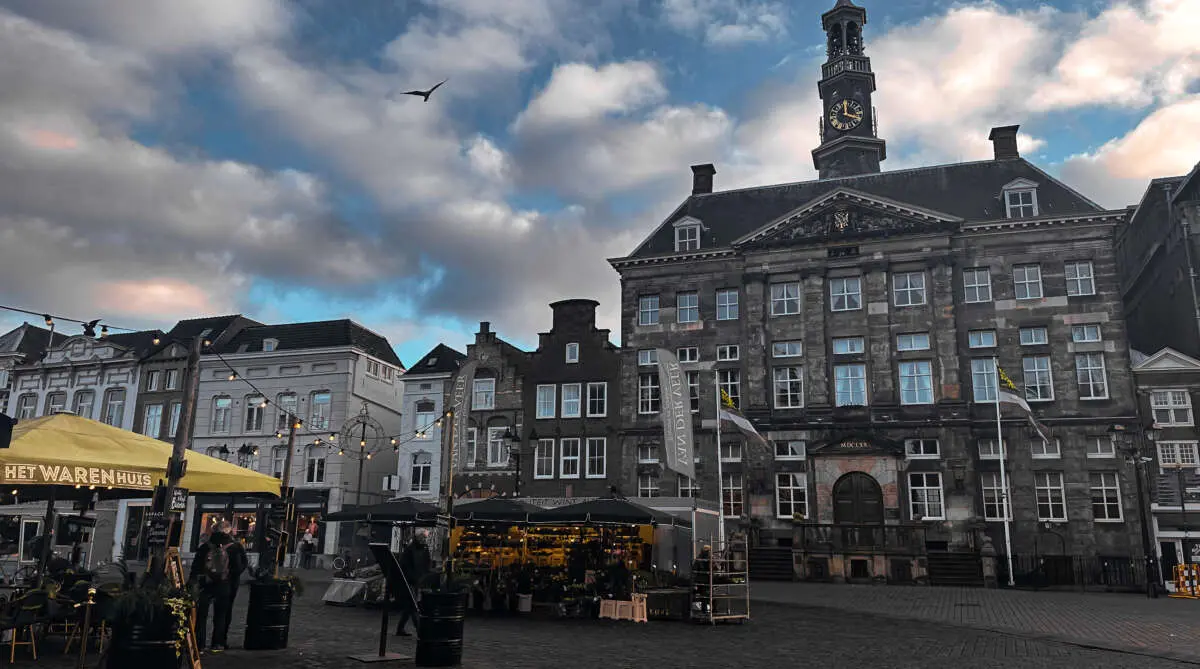 De Markt: het letterlijke hoogtepunt van Den Bosch
