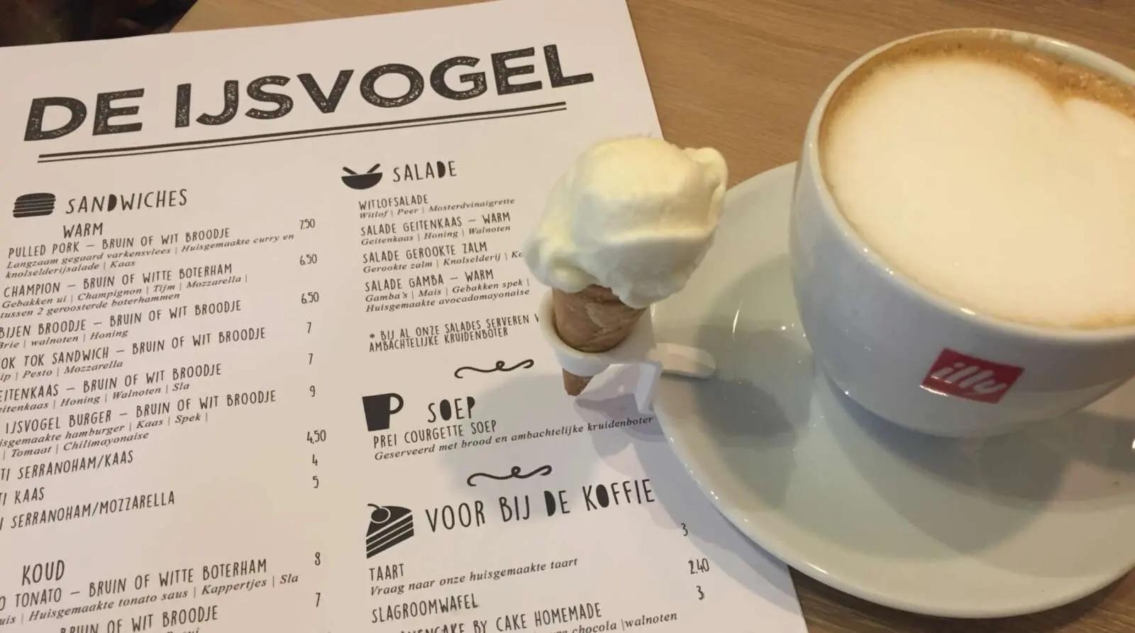 IJskoffie van De IJsvogel IJskoffie van De IJsvogel – Eindredacteur Danielle tipt: Dit zijn mijn favo hotspots in Den Bosch