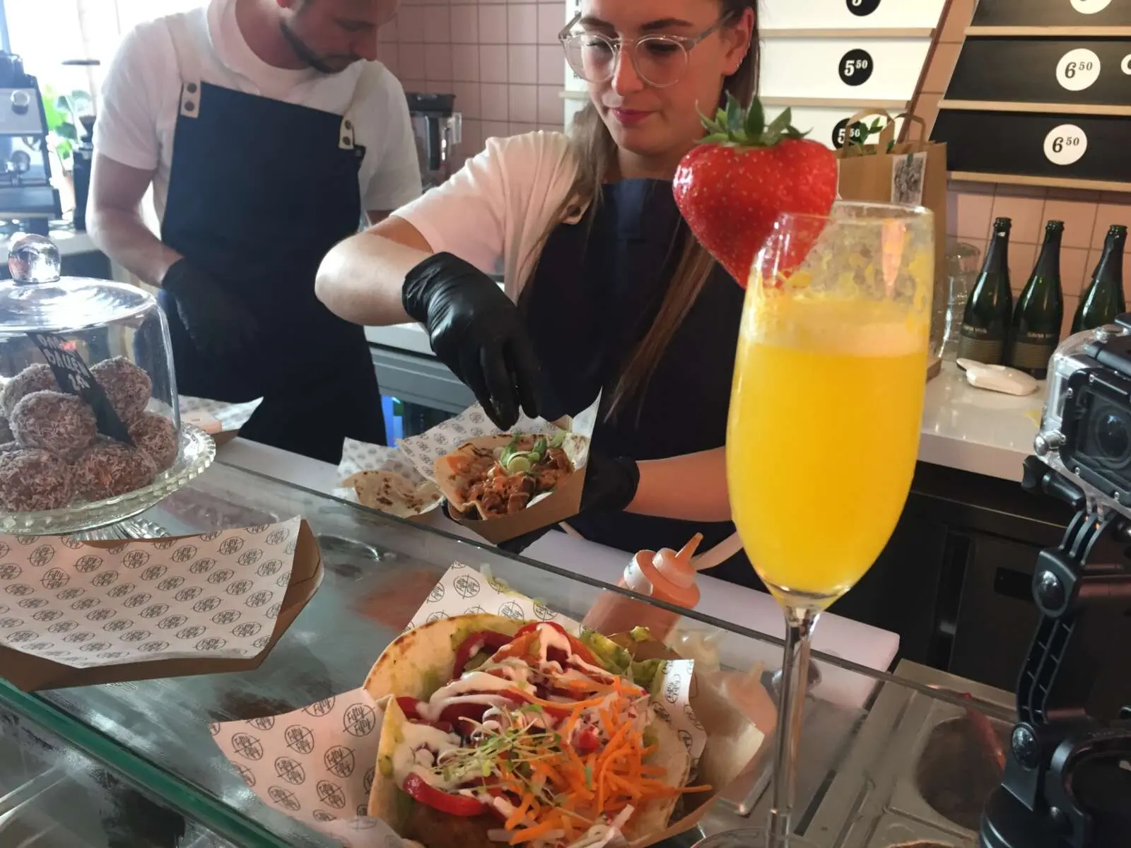 We TACO To You! We TACO To You! – Fifty Fifty: Healthy Take Out (oké, en een beetje Guilty), Den Bosch (foto 3 van 3)
