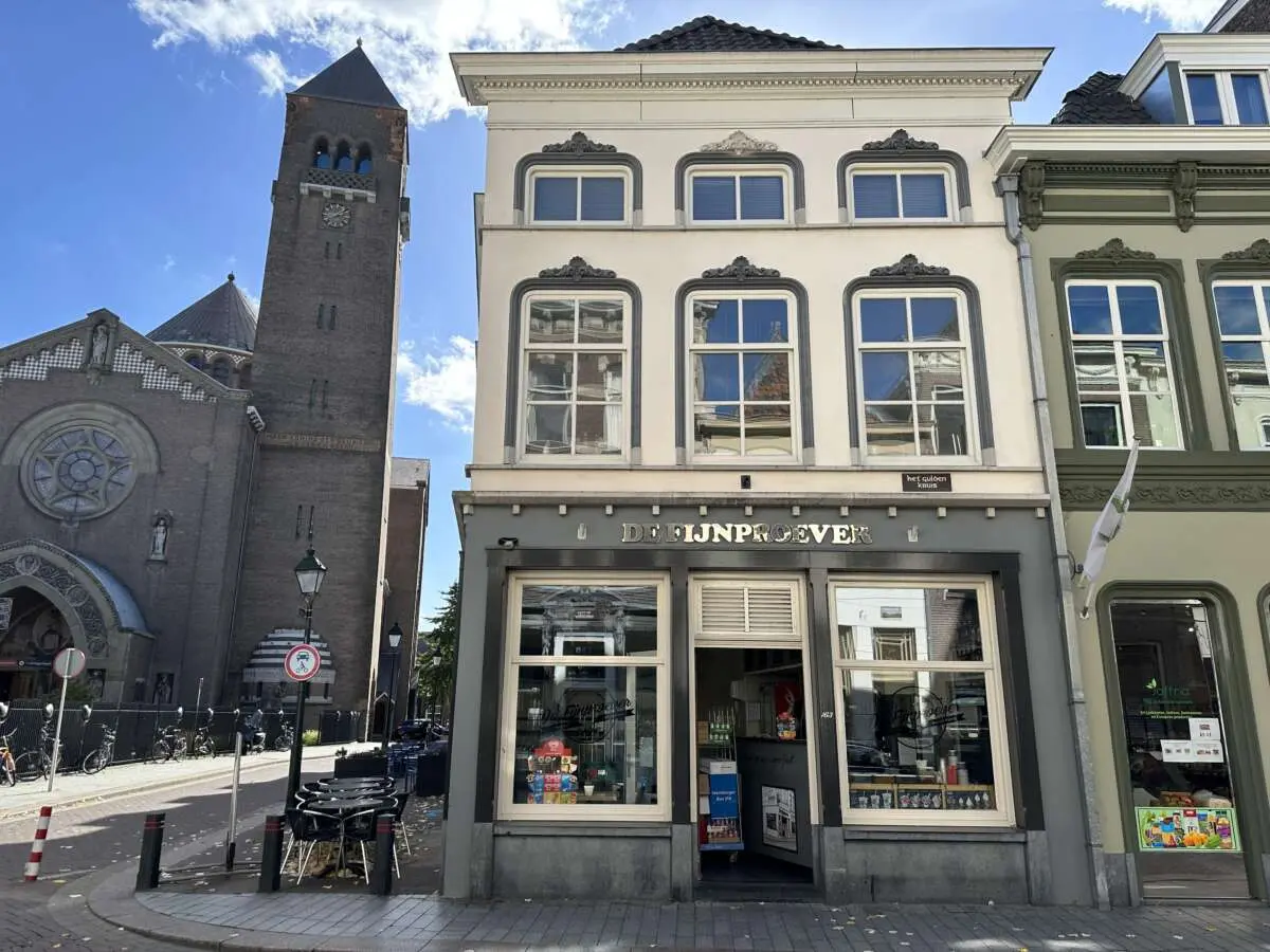 Cafetaria De Fijnproever Cafetaria De Fijnproever – Het is Krokettendag! Deze kroketten moet je proeven in het centrum van Den Bosch