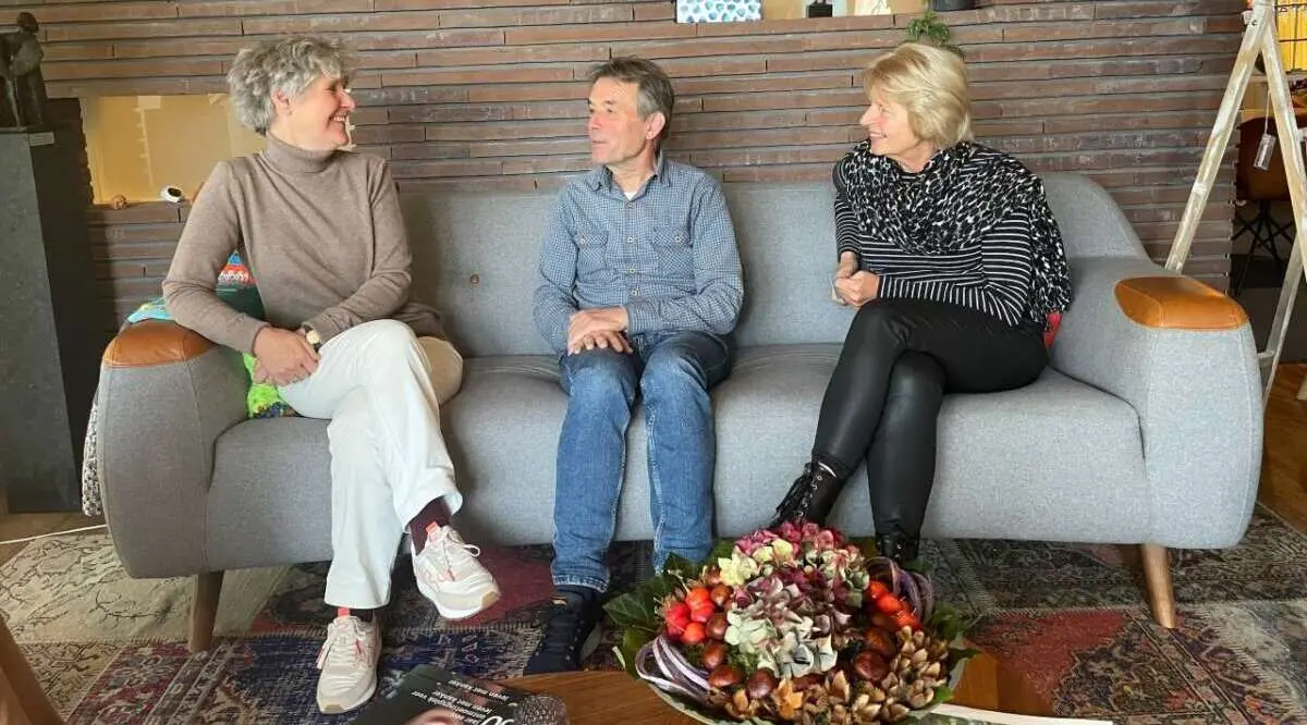 Een informele ontmoetingsplaats Een informele ontmoetingsplaats – Het Vicki Brownhuis: Leven met en na kanker, Den Bosch