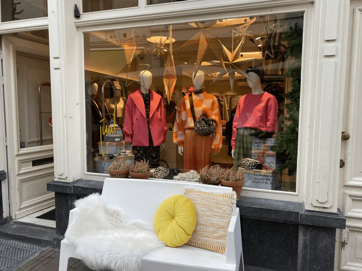 Prachtige sjaals bij Koekwaus Prachtige sjaals bij Koekwaus – Hier scoor jij de mooiste WK-outfit in Den Bosch (foto 2 van 2)
