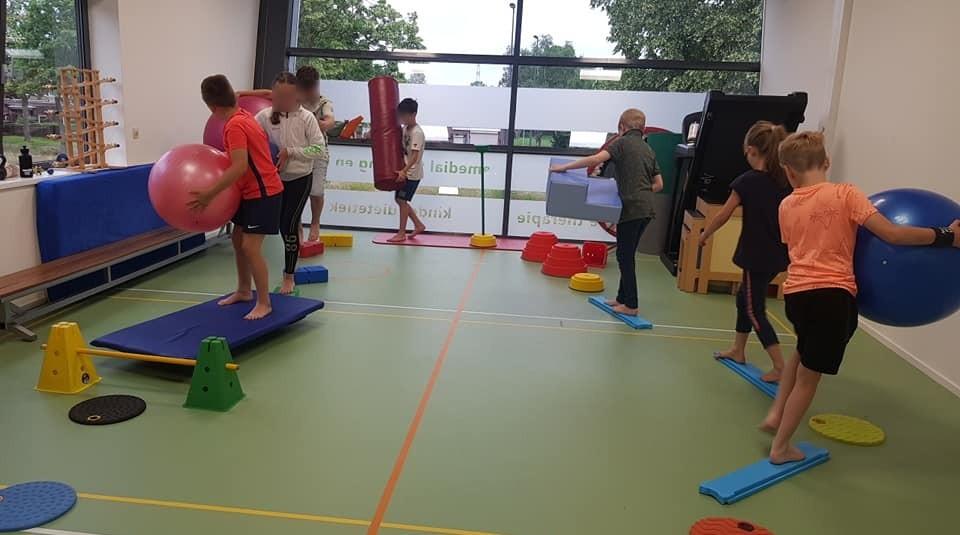 MetZonderHulp: Bram helpt kids meer zelfvertrouwen te krijgen