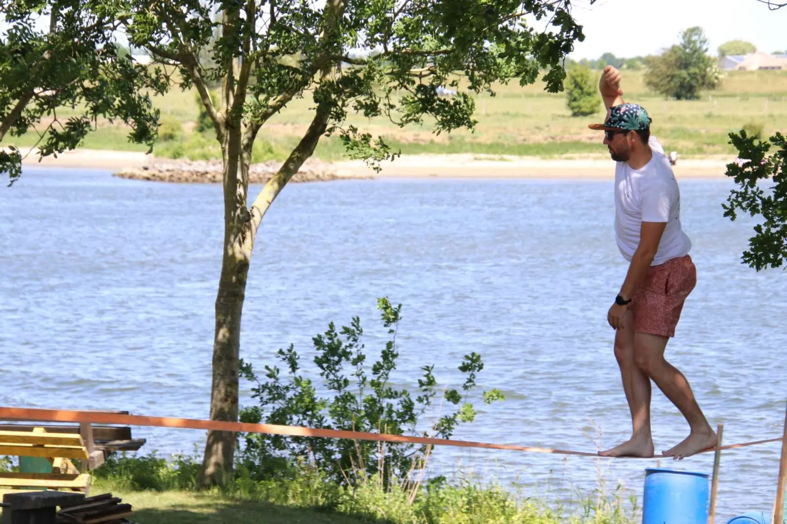 Minicamping Bokhoven aan de Maas Minicamping Bokhoven aan de Maas – Minicamping Bokhoven: Op vakantie in eigen gemeente, Den Bosch (foto 1 van 3)