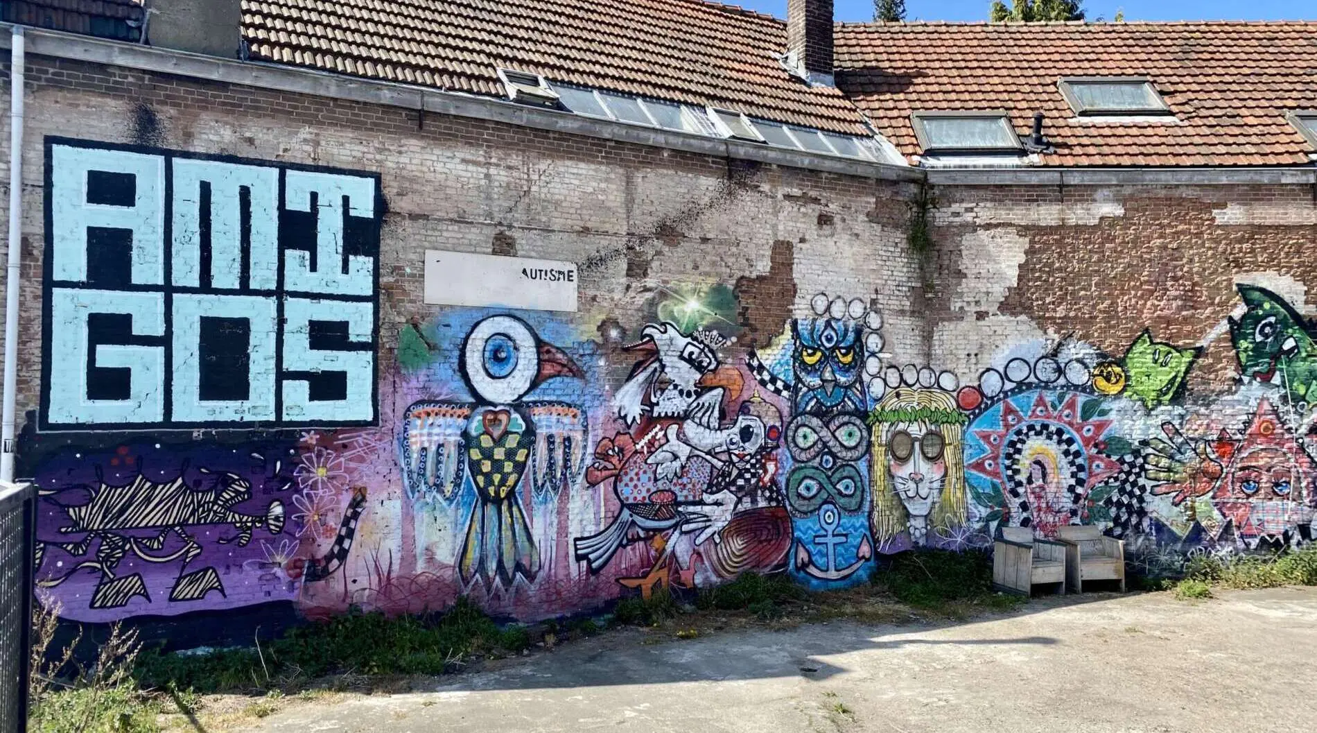 Streetart op de Tramkade Streetart op de Tramkade – Ontdek de streetart op de Tramkade (nu het nog kan), Den Bosch (foto 1 van 4)