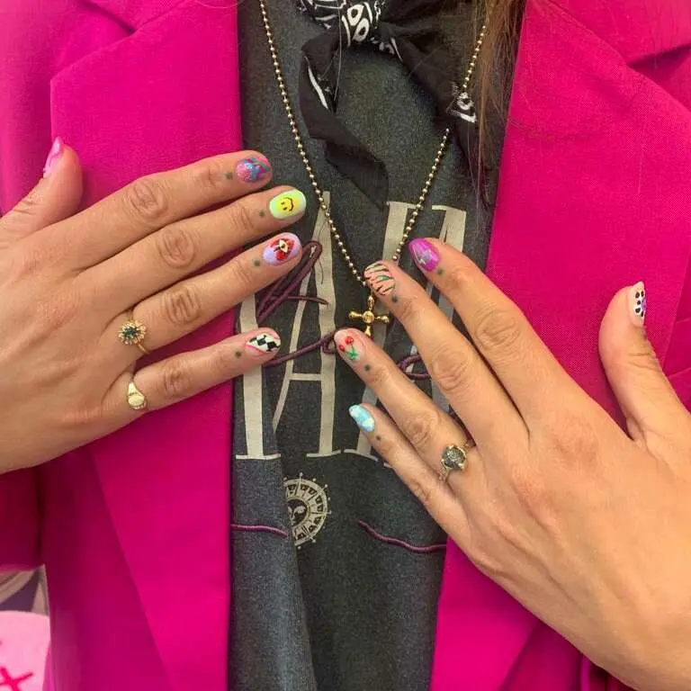 Heerlak-nailtechs laten je nagels shinen Heerlak-nailtechs laten je nagels shinen – Pasen: deze musthaves mogen niet ontbreken, Den Bosch (foto 3 van 3)