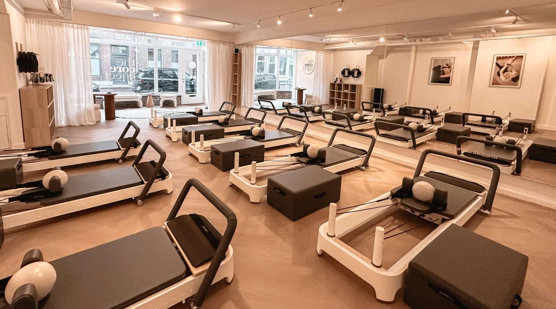 Reformer Pilates Reformer Pilates – The Core Effect: Boutique reformer pilates studio in Den Bosch