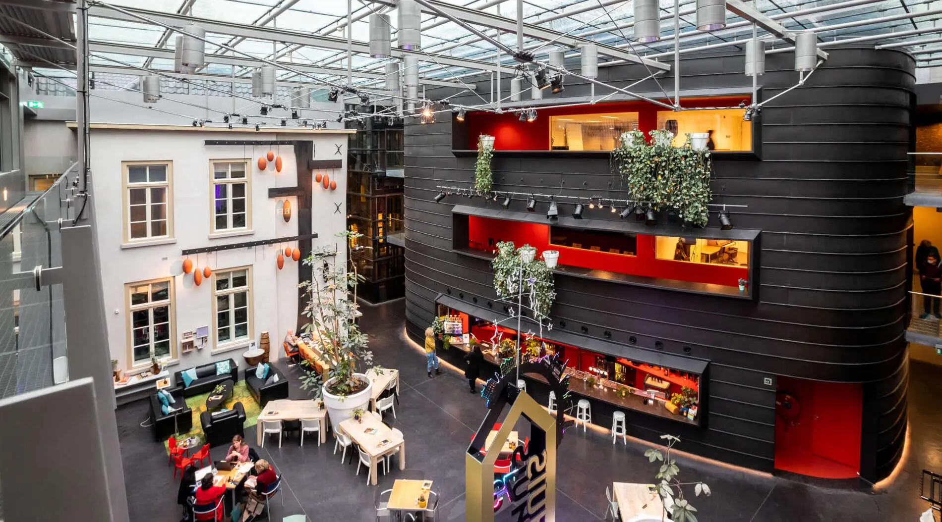 Chille horeca voor studenten Chille horeca voor studenten – Tips voor studenten in Den Bosch: de 'perks' van student zijn