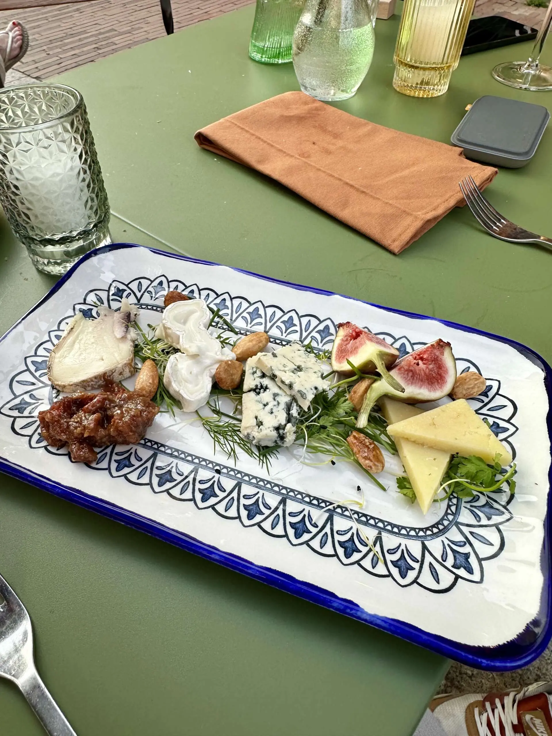 Waan je aan de Middellandse Zee Waan je aan de Middellandse Zee – Via Via Restobar – De nieuwste hotspot in Den Bosch (foto 2 van 2)