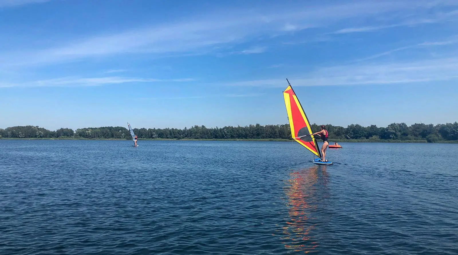 Windsurfen Den Bosch: Leer windsurfen op het Engelermeer