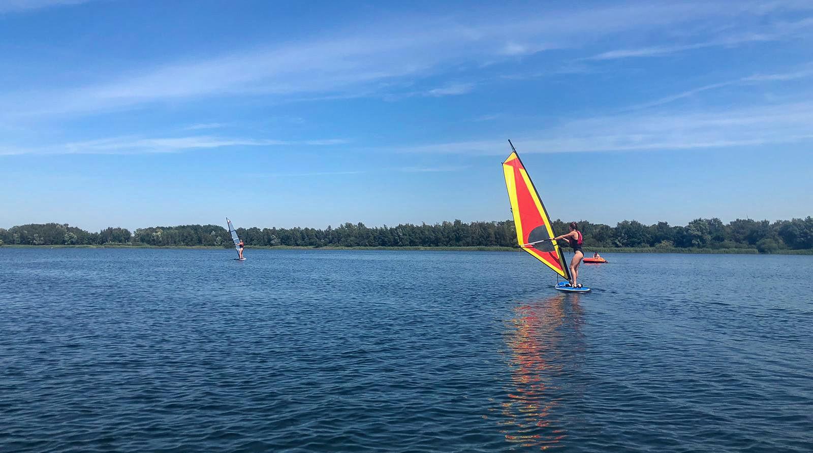 Windsurfen Den Bosch: Leer windsurfen op het Engelermeer