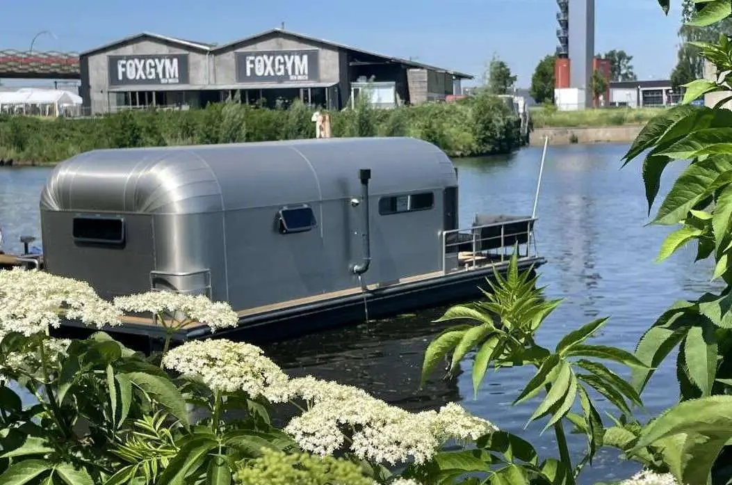 Of bezoek een concert op het water! Of bezoek een concert op het water! – Zomertips: dit doe je in de Bossche zomer, Den Bosch (foto 2 van 2)