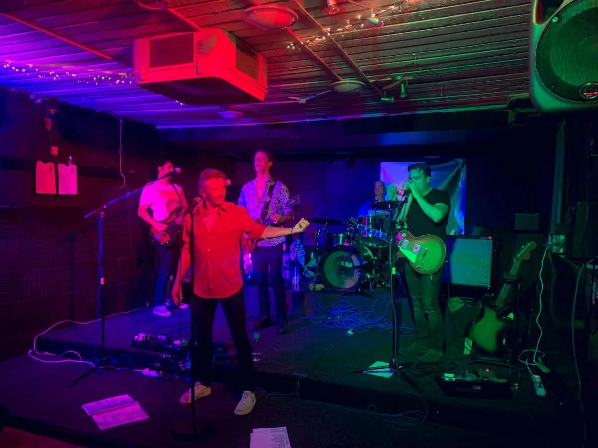 Aanschouw de leukste live bandjes Aanschouw de leukste live bandjes – Zondag in Den Bosch: dit is dé guide voor een Sunday Funday